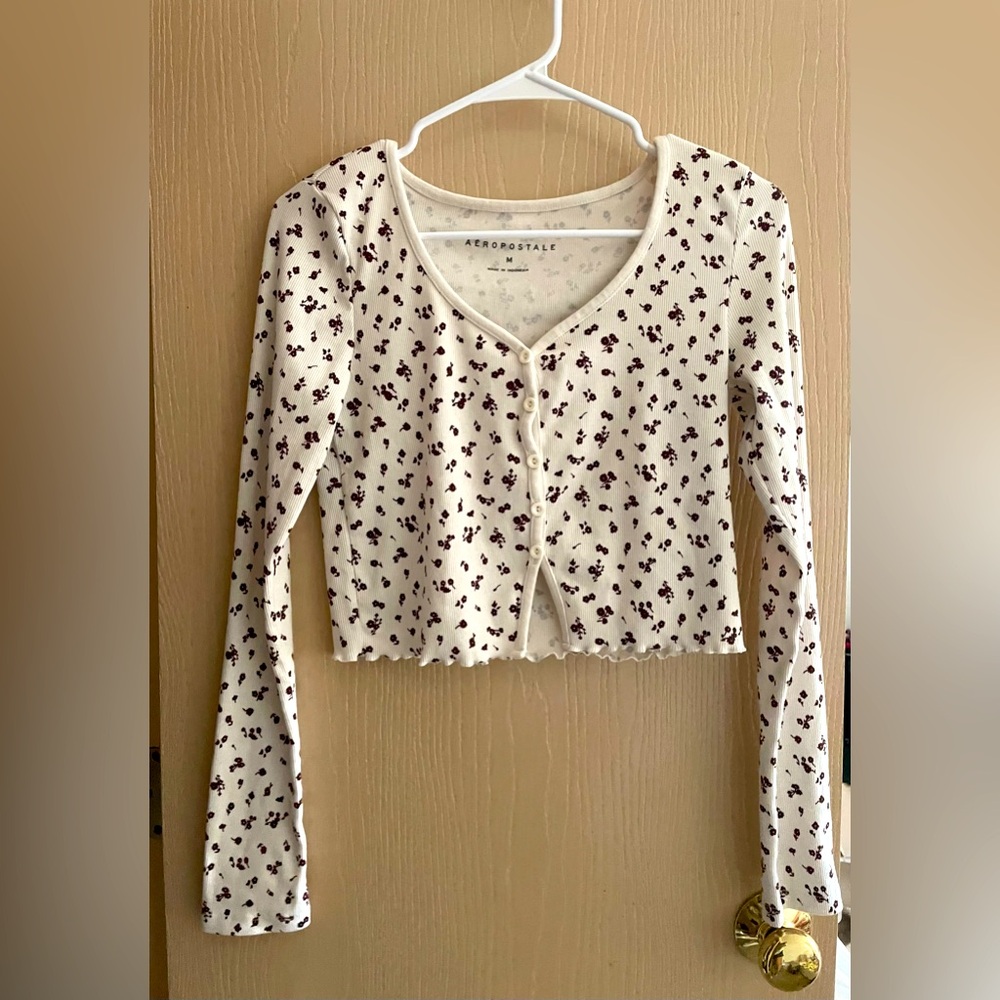 White flower long sleeve